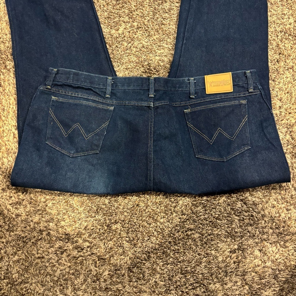 Men’s Wrangler Rugged Wear Jeans
